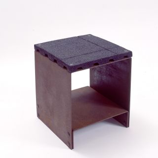 Tribute to Mondriaan: Marry Teeuwen - stool 34x34x43 cm - iron