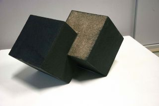Annemiek van Kollenburg - ENLACE I  -  Bruin - 2020 -  cm18 x 27 x 13 - Keramiek